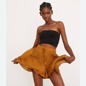 ZARA ORANGE PLEATED SKIRT